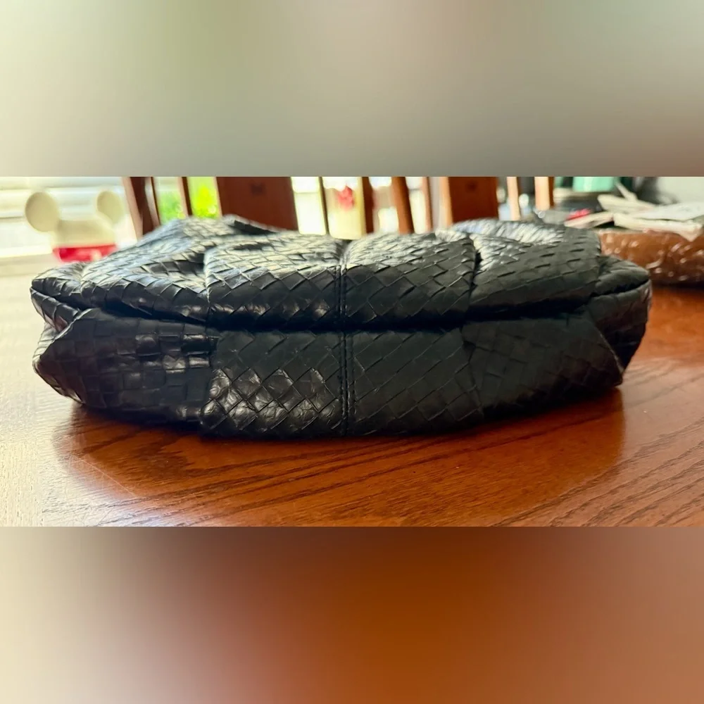 Simply Vera Vera Wang Shoulder Bag Womens Medium Black Woven Good Hobo Purse